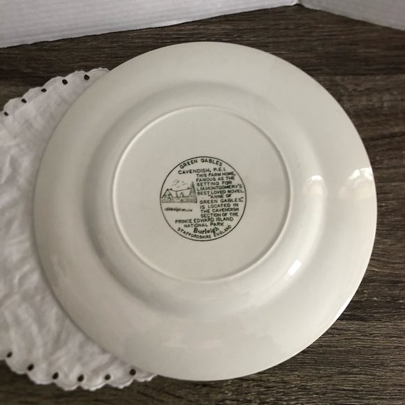 Vtg PEI Anne of Green Gables Souvenir Plate - Picture 5 of 8